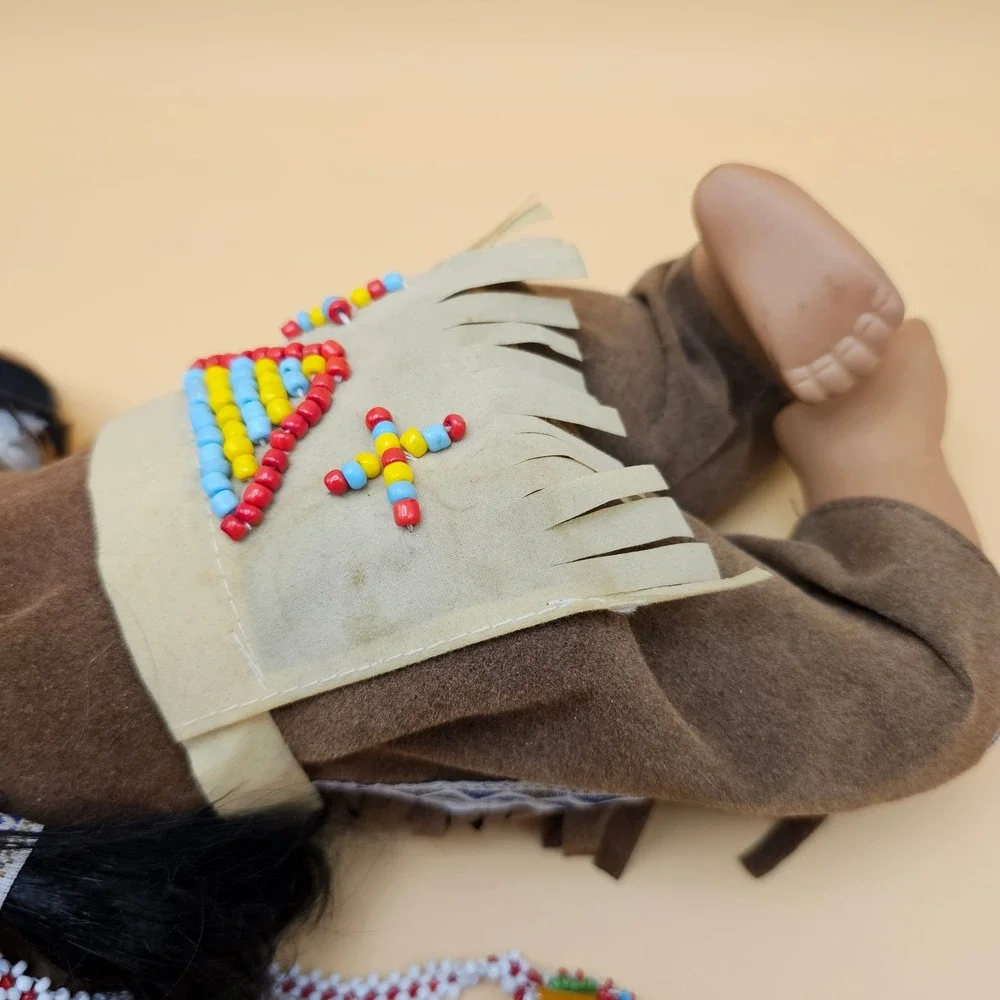 Native American Indian Porcelain Doll Beaded Sleeping  Detailed Outfit‎ Headband